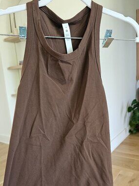 Lululemon women's tank NWT